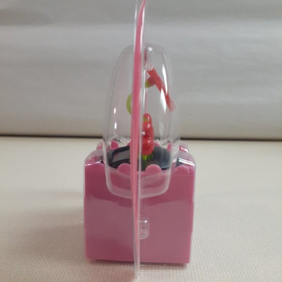 2/$15 Valentine's Day Solar Dancing Toy Bobble - Picture 4 of 5